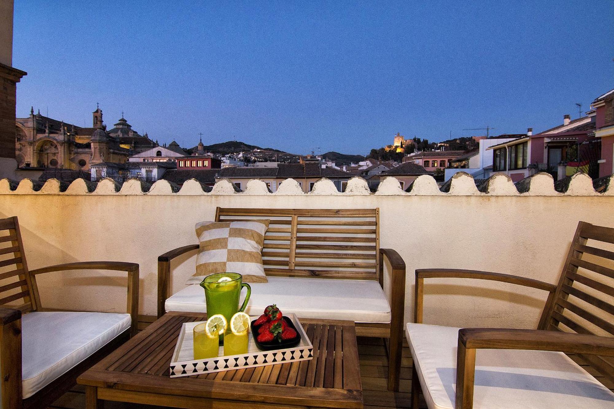 Bibrambla Penthouse Over Cathedral Apartamento